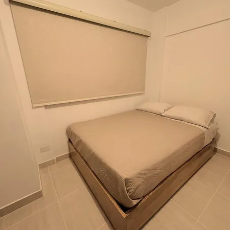 Apartamento Charming Close To The