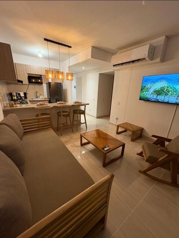 Apartment Charming Close To The *